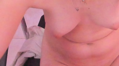 blondie_squirt live cam on Cam4