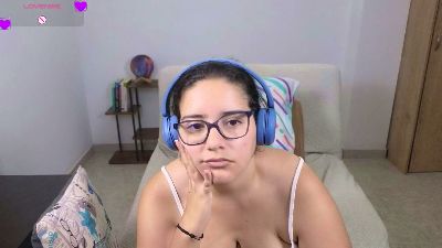 blue_moon_ live cam on Cam4