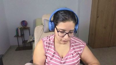 blue_moon_ live cam on Cam4