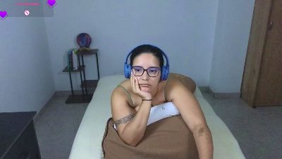 blue_moon_ live cam on Cam4