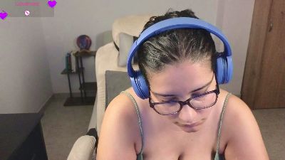 blue_moon_ live cam on Cam4