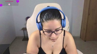 blue_moon_ live cam on Cam4