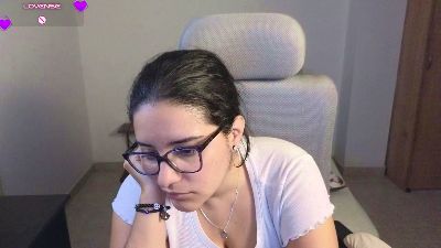 blue_moon_ live cam on Cam4