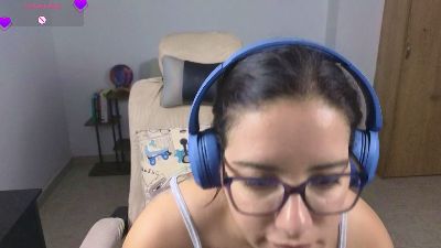 blue_moon_ live cam on Cam4