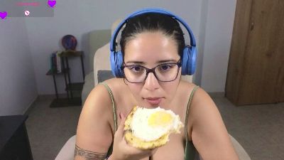blue_moon_ live cam on Cam4