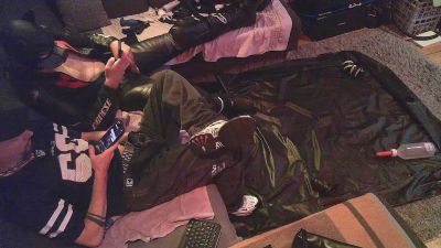 boardshort live cam on Cam4