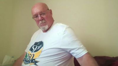 bob4uhot live cam on Cam4