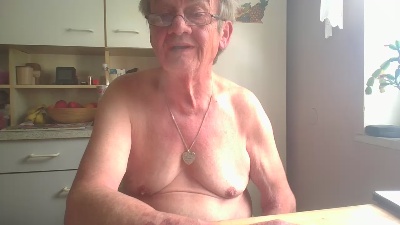 bobbily live cam on Cam4