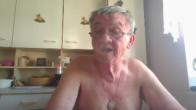 bobbily live cam on Cam4