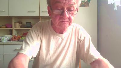 bobbily live cam on Cam4