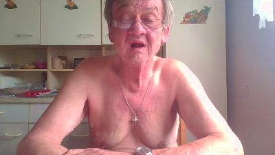 bobbily live cam on Cam4