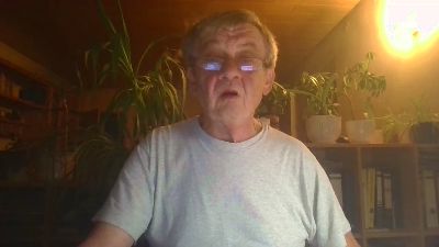 bobbily live cam on Cam4