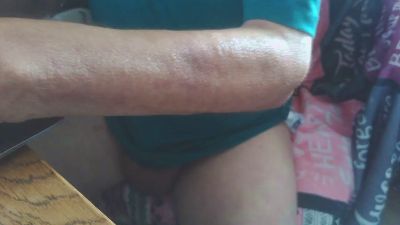bobriley2 live cam on Cam4