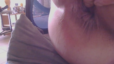 boby1737 live cam on Cam4