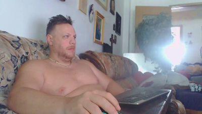 bogdan393 live cam on Cam4