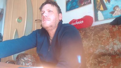 bogdan393 live cam on Cam4