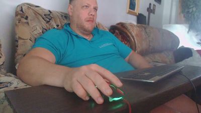 bogdan393 live cam on Cam4