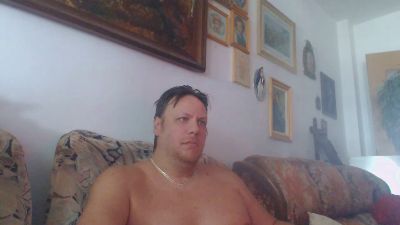 bogdan393 live cam on Cam4