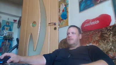 bogdan393 live cam on Cam4