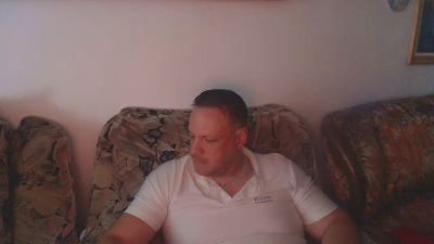 bogdan393 live cam on Cam4