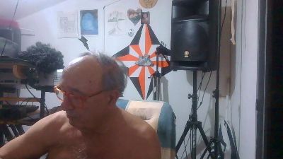 bohemio_54 live cam on Cam4