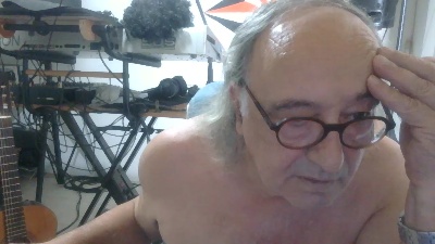 bohemio_54 live cam on Cam4