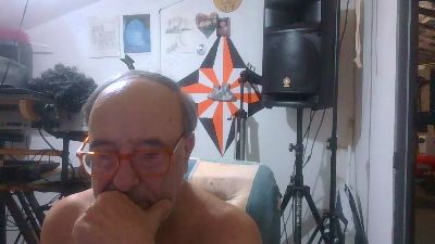 bohemio_54 live cam on Cam4