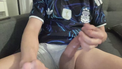 boiler_brou live cam on Cam4