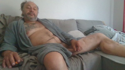 bomalbelbit live cam on Cam4