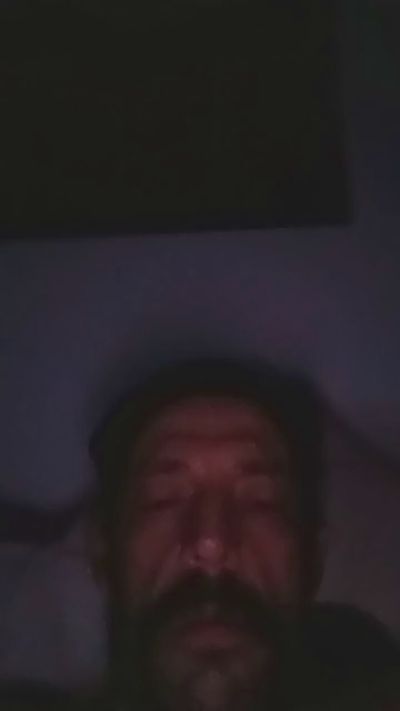 bomba199 live cam on Cam4