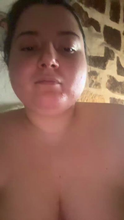bombalatinaa live female webcam from France