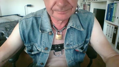 bomberglatzefun live cam on Cam4