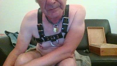 bomberglatzefun live cam on Cam4