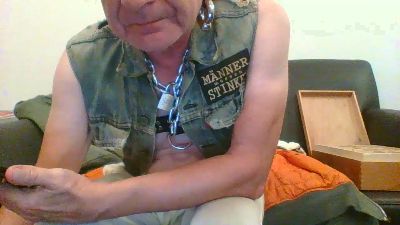 bomberglatzefun live cam on Cam4