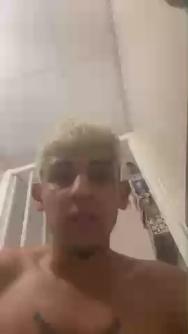 bombondechocol1 live cam on Cam4