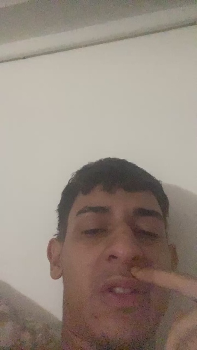 bombondechocol1 live cam on Cam4