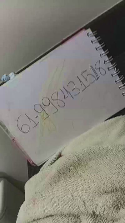 bonequinhan3 live cam on Cam4