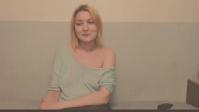 bonnie_kisssexy live cam on Cam4