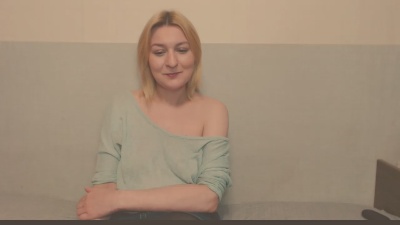 bonnie_kisssexy live cam on Cam4