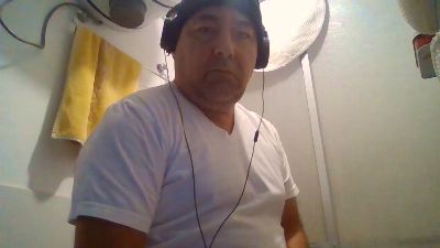 boomlatino2025 live cam on Cam4