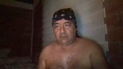boomlatino2025 live cam on Cam4