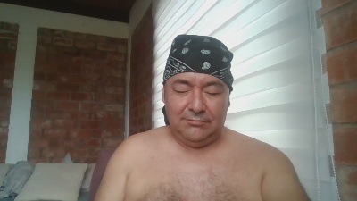 boomlatino2025 live cam on Cam4