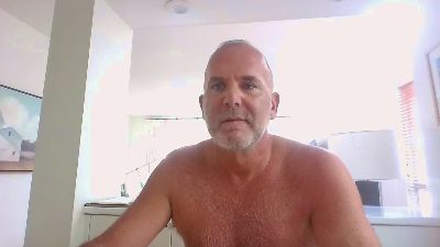boreddad2023 live cam on Cam4
