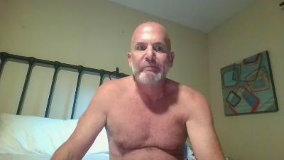 boreddad2023 live cam on Cam4