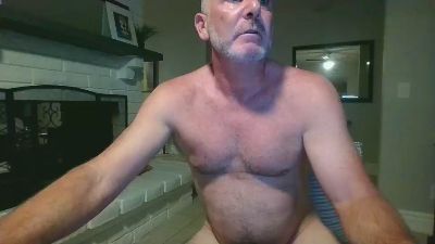boreddad2023 live cam on Cam4