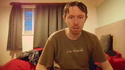 bornfree23 live cam on Cam4