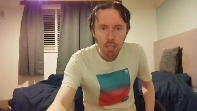 bornfree23 live cam on Cam4