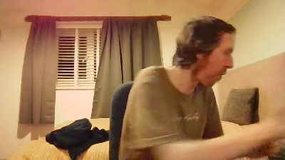bornfree23 live cam on Cam4