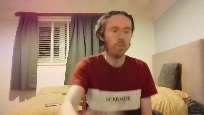 bornfree23 live cam on Cam4