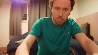 bornfree23 live cam on Cam4